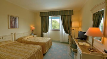Las mejores ofertas de HOTEL SAVOY PALACE Gardone Riviera