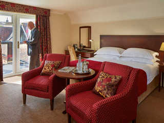 Las mejores ofertas de MACDONALD ELMERS COURT HOTEL Bournemouth 