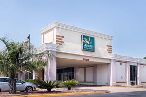Las mejores ofertas de QUALITY INN SUITES NACOGDOCHES Nacogdoches