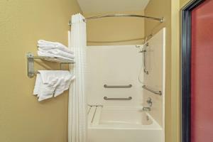 Las mejores ofertas de DAYS INN ROCKDALE TEXAS Rockdale
