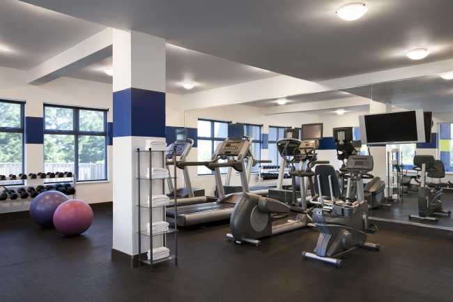 FOUR POINTS BY SHERATON VICTORIA GATEWAY