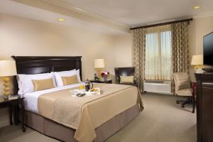 Las mejores ofertas de AYRES FOUNTAIN VALLEY/HUNTINGTON BEACH Fountain Valley
