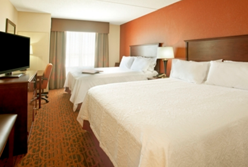 HAMPTON INN SUITES MSP AIRPORT/ MALL AMERICA