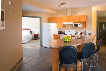 Las mejores ofertas de PODOLLAN REZ-IDENCE FORT MCMURRAY Wood Buffalo