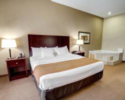 Las mejores ofertas de COMFORT INN SUITES Alvarado 