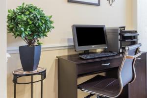 Las mejores ofertas de BAYMONT INN AND SUITES LAKELAND Lakeland