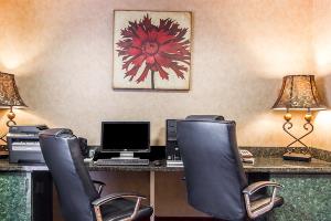 Las mejores ofertas de Comfort Inn & Suites Shawnee North near I-40 Shawnee