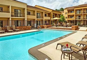 Las mejores ofertas de COURTYARD By MARRIOTT RALEIGH MIDTOWN Plano 