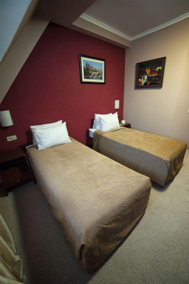 Las mejores ofertas de PRAHA HOTEL Uzhhorod 