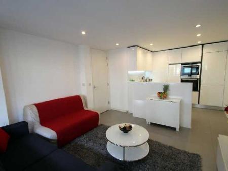 Las mejores ofertas de DANCE SQUARE 1B Londres