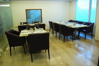 Las mejores ofertas de ALPINA HOTELS & SUITES Delhi