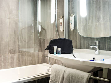 Las mejores ofertas de HOTEL IBIS BORDEAUX CENTRE GARE SAINT JEAN EURATLANTIQUE Bourdeaux 