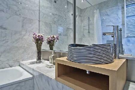 Las mejores ofertas de FANTASTIC APARTMENT IN BARCELONA FOR 6 GUESTS. Barcelona