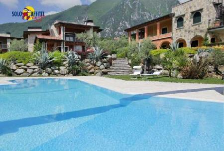 Las mejores ofertas de SINGULAR FLAT IN TOSCOLANO MADERNO FOR 4 GUESTS. Toscolano Maderno