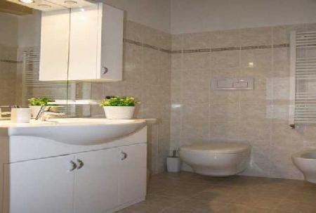 Las mejores ofertas de SWEET FLAT LOCATED IN SALT FOR 6 GUESTS. Salo'