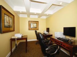 Las mejores ofertas de PLUS FRANKLIN SQUARE INN Victor