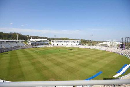 Las mejores ofertas de HILTON AT THE AGEAS BOWL Southampton2 