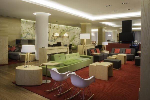 FIESTA INN MONTERREY VALLE