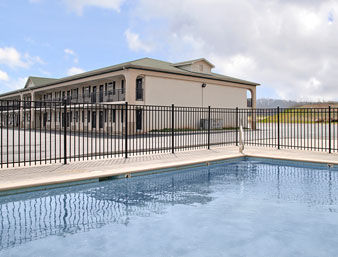 Las mejores ofertas de DAYS INN LENOIR CITY Lenoir City