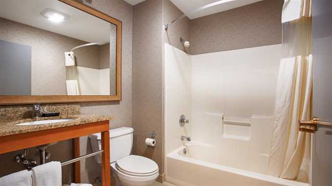 PLUS INN CONFERENCE CENTER