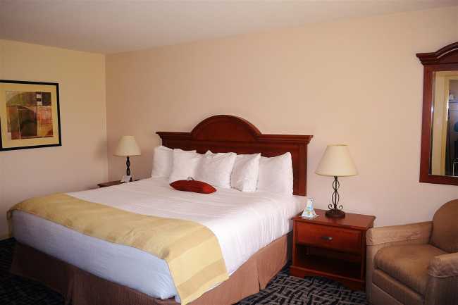 PLUS INN CONFERENCE CENTER