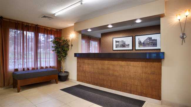 PLUS INN CONFERENCE CENTER