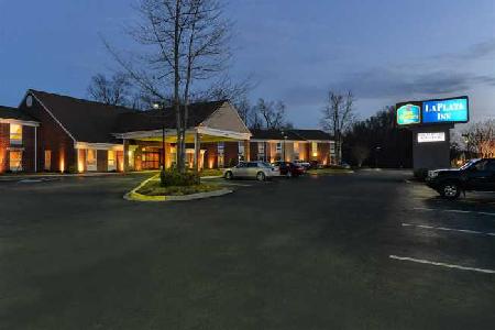 Las mejores ofertas de PLUS LA PLATA INN La Plata 