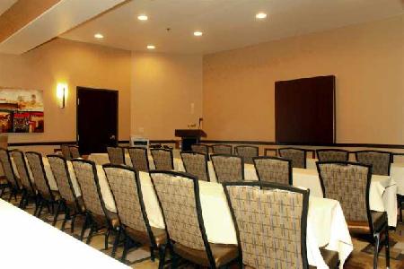 Las mejores ofertas de BEST WESTERN KC SPEEDWAY INN & SUITES Kansas City