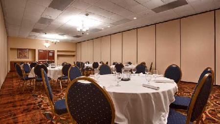 Las mejores ofertas de BEST WESTERN REGENCY INN Marshalltown 