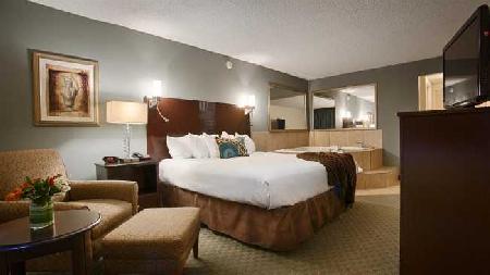 Las mejores ofertas de PLUS SEVILLE PLAZA Parkville