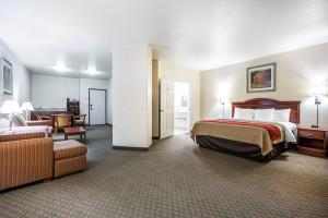 Las mejores ofertas de COMFORT INN SUITES Galt