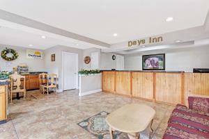 Las mejores ofertas de DAYS INN DAYTONA BEACH DOWNTOWN Daytona Beach 