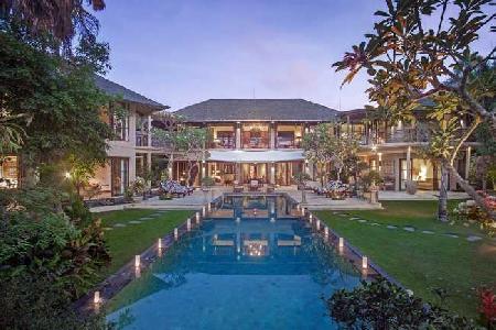 Las mejores ofertas de AVALAN BALI CANGGU