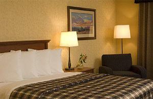 Las mejores ofertas de MERIT HOTEL & SUITES Wood Buffalo 