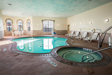 Las mejores ofertas de SLEEP INN SUITES NEAR HILLCREST HOSPITAL Hewitt 