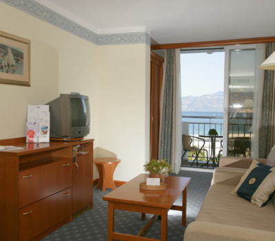 Las mejores ofertas de VALAMAR ZVONIMIR HOTEL Baska 