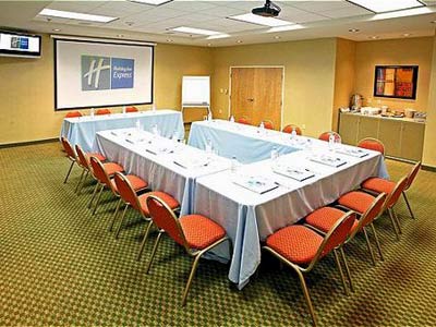 Las mejores ofertas de HOLIDAY INN EXPRESS SALTILLO ZONA AEROPUERTO Saltillo