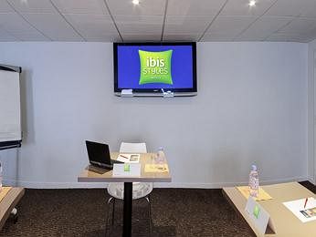 Las mejores ofertas de IBIS STYLES RENNES CENTRE GARE NORD Rennes