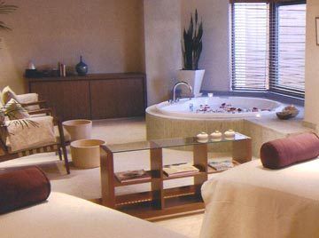 Las mejores ofertas de ROYAL OAK HOTEL SPA AND GARDENS Otsu 