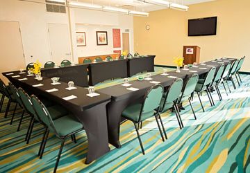 Las mejores ofertas de SPRINGHILL SUITES ASHBURN DULLES NORTH Ashburn