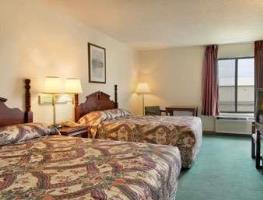 Las mejores ofertas de SUPER 8 BY WYNDHAM LINCOLN Lincoln