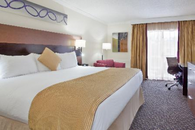 Las mejores ofertas de Radisson Hotel Sudbury - Standard Room Sudbury