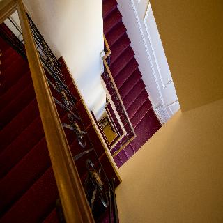 Las mejores ofertas de NEVSKY HOTEL MOYKA 5 San Petersburgo
