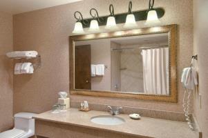 Las mejores ofertas de RED LION REDDING Redding 