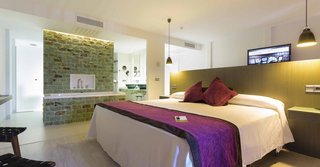 Las mejores ofertas de FIESTA HOTEL DON CARLOS Santa Eulalia Del Río