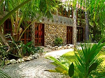 Las mejores ofertas de MARUBA RESORT JUNGLE SPA MASKALL 