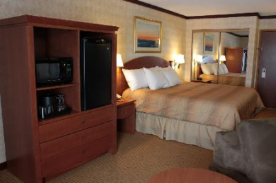 Las mejores ofertas de Elkhorn Resort Spa and Conference Centre- Standard 2 Queen Beds ONANOLE