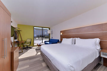 Las mejores ofertas de HOLIDAY INN EXPRESS SPRINGFIELD Springfield