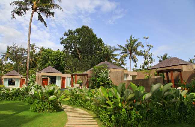 Candi Beach Resort & Spa