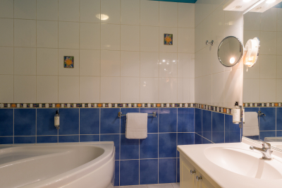 Las mejores ofertas de The Originals City, Hôtel Cathédrale, Lisieux Lisieux